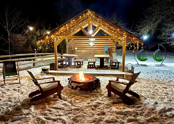 Holiday home затишок карпат